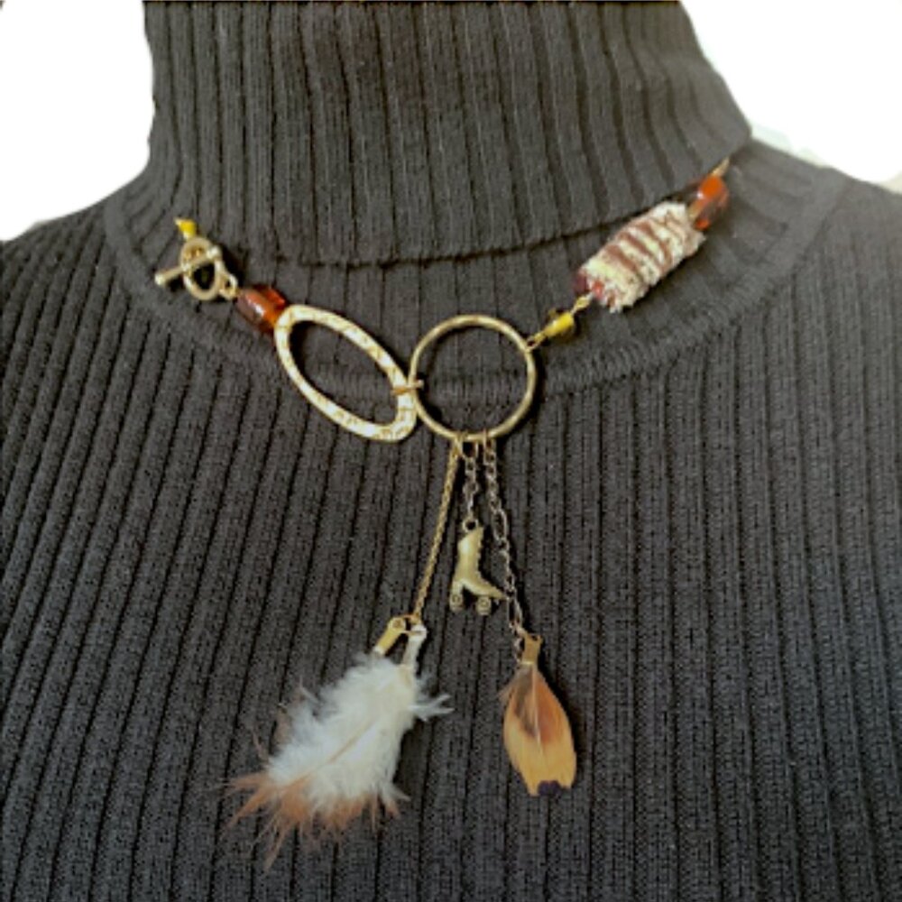3x35$ 🐿 🍁 CREATION - Roller Skate short necklace - beads feather - brown brass